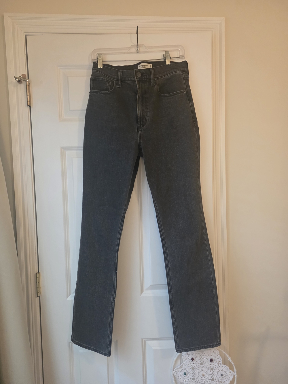 Abercrombie High-Rise Straight Leg Women’s Jeans - Charcoal Gray